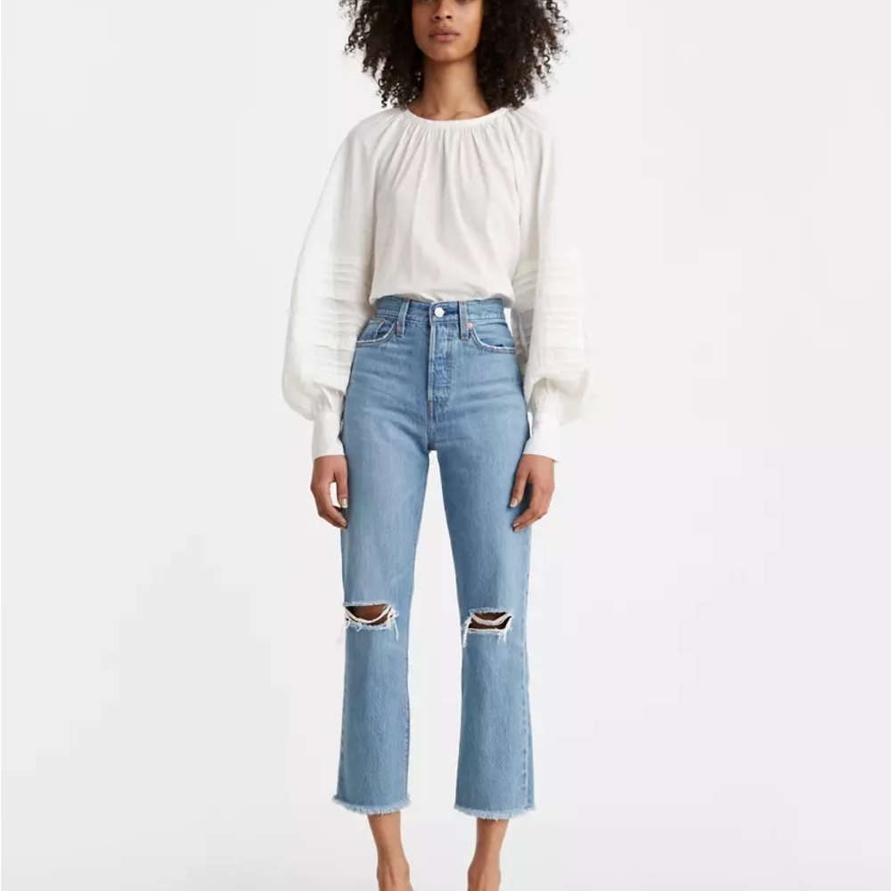 Levi’s Wedgie Straight Cropped Jean